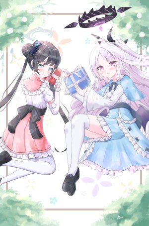 茜詩ちとせ,日奈,竜華キサキ,蔚蓝档案,黑发,脸红,breasts,恶魔娘,双团子头,包子頭,发饰,光晕,holding,视线正对,開口,紫色眼,笑顔,丝袜,白丝,翅膀