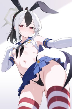 そのだ,鬼方佳世子,岛风号,蔚蓝档案,艦隊これくしょん,兽耳,兔耳,Cosplay,光晕,萝莉,No-Bra,胖次,制服,丝袜,翅膀