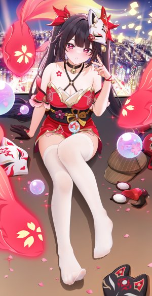 崩坏：星穹铁道,honkai,花火,绿茶の袋子,single,长发,長身像,视线正对,脸红,前发,黑发,笑顔,坐姿,双马尾,露肩,cleavage,全身,直刘海,少女,丝袜,动物,白丝,花瓣,铃,オビ,仮面