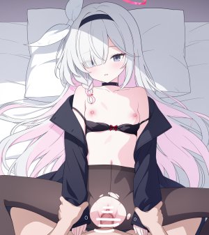 普拉娜,蔚蓝档案,jyt,露肩,碧眼,bra,breasts,censored,项圈,长发,横臥,露脐,nipples,No-Bra,nopan,裤袜,粉发,POV,猫咪,缎带,张腿,爆衣,下着,超长发,白发