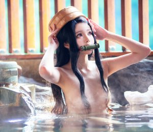 灶门祢豆子,鬼灭之刃,黑发,Cosplay,长发,nude,温泉,红色眼,single