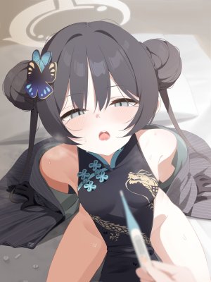 竜華キサキ,蔚蓝档案,デユイ,黑发,breasts,汉服,双团子头,连衣裙,手套,包子頭,发饰,光晕,holding,长发,開口,坐姿,双马尾