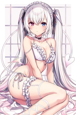 原创,米白粕,露肩,水着,碧眼,胸部,项圈,cleavage,巨乳,长发,视线正对,尖耳,紫色眼,缎带,银发,坐姿,single,泳装,双马尾,翅膀