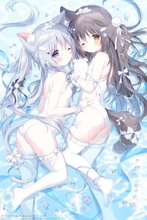 原创,しらたま,兽耳,碧眼,脸红,棕色眼,茶发,猫耳,猫娘,猫尾,狗,犬娘,长发,横臥,挤眼,粉发,泳装,丝袜,双马尾,白丝