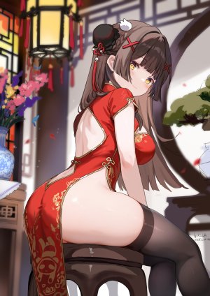 原创,kkkula,single,长发,長身像,视线正对,前发,脸红,breasts,茶发,坐姿,棕色眼,直刘海,少女,丝袜,黑丝,蝴蝶