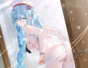 ジェーナス,碧蓝航线,age_fx,碧眼,青发,脸红,三股辫,breasts,长发,长袖,视线正对,回头看,裤袜,衬衫,single,超长发