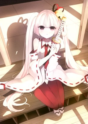 因幡月夜,武装少女Machiavellism,雪村花奈,露肩,铃,发饰,holding,和服,武士刀,视线正对,巫女,紫色眼,紫发,缎带,坐姿,single,剑,双马尾