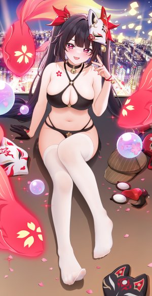 崩坏：星穹铁道,honkai,花火,绿茶の袋子,single,长发,長身像,视线正对,脸红,前发,breasts,開口,黑发,笑顔,坐姿,双马尾,露肩,cleavage,全身,直刘海,少女,露脐,下着,胖次,动物,花瓣