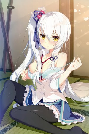 pero,朱雀院椿,CRYSTALiA,絆きらめく恋いろは,bra,breasts,nipples,裤袜,制服,剑,脱衣