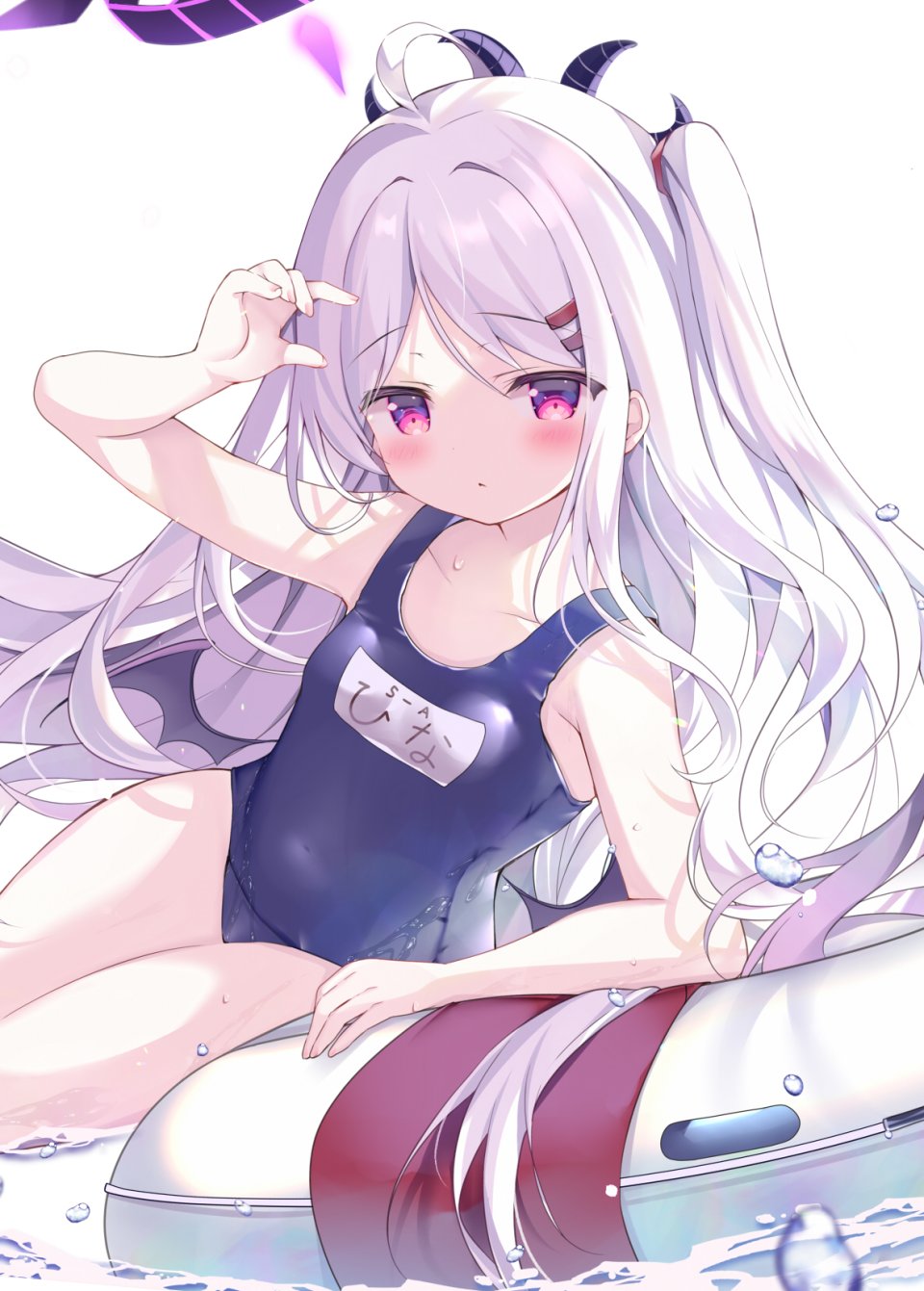 日奈 空崎ヒナ 蔚蓝档案 あづみ一樹 露肩 脸红 Breasts 灰发