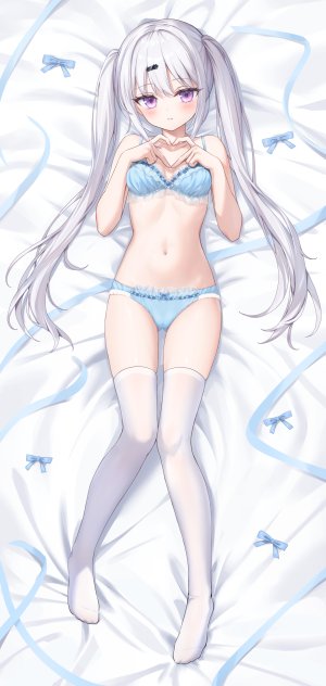 原创,suyamori,脸红,bra,breasts,cameltoe,cleavage,全身,发饰,lingerie,长发,视线正对,横臥,露脐,胖次,紫色眼,丝袜,双马尾,下着,白发,白丝