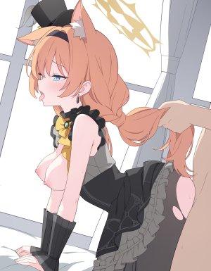 伊落玛丽,蔚蓝档案,jyt,四つん這い,兽耳,碧眼,breasts,猫耳,后入式,连衣裙,光晕,长发,nipples,開口,裤袜,爆衣