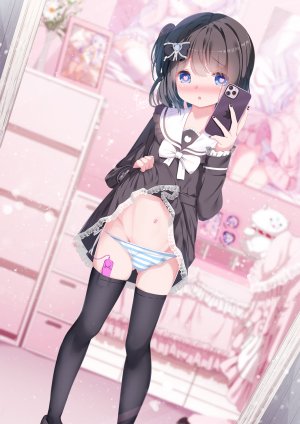 原创,chinomaron,黑发,黑丝,碧眼,脸红,holding,长发,长袖,视线正对,露脐,胖次,学校制服,水手服,衬衫,短裙,掀裙,single,丝袜,下着