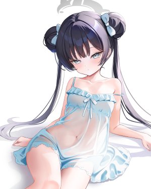 yuuca,龙华妃咲,蔚蓝档案,光晕,lingerie,萝莉,nopan,看穿