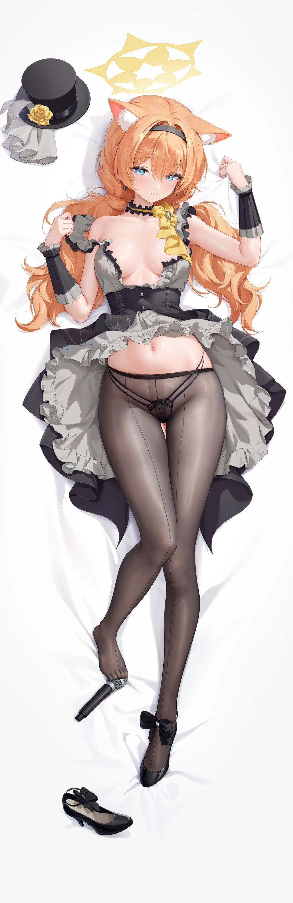 ほうき星,伊落マリー,蔚蓝档案,兽耳,抱枕,光晕,萝莉,猫耳,No-Bra,胖次,裤袜,看穿,掀裙,制服,湿身