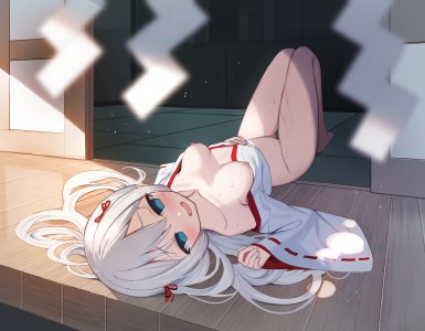 tsuki_usagi,bottomless,breasts,萝莉,巫女,nipples,No-Bra